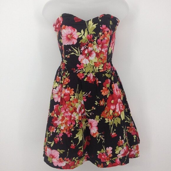 Kimchi Blue Floral Strapless Dress Sweetheart Neck - Picture 2 of 7